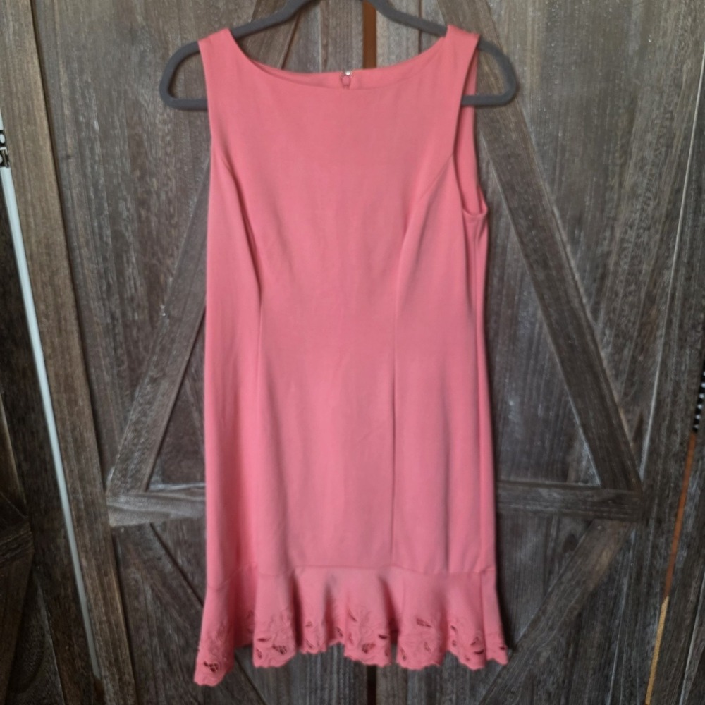 RSVP by Talbots Dress Women's Size 4 Melon Sleeveless Knit Stretch Cut Out Hem